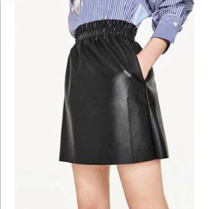 ZARA FAUX LEATHER PAPERBAG waist skirt Sz MEDIUM CASUAL CHIC LAGENLOOK ACADEMIA
